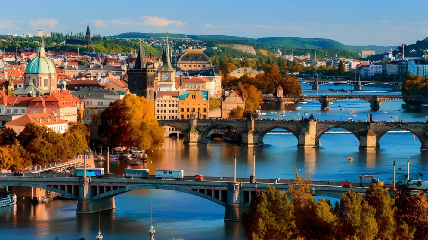 6-Bridge-Cruise-in-Rabelo-along-Douro-River