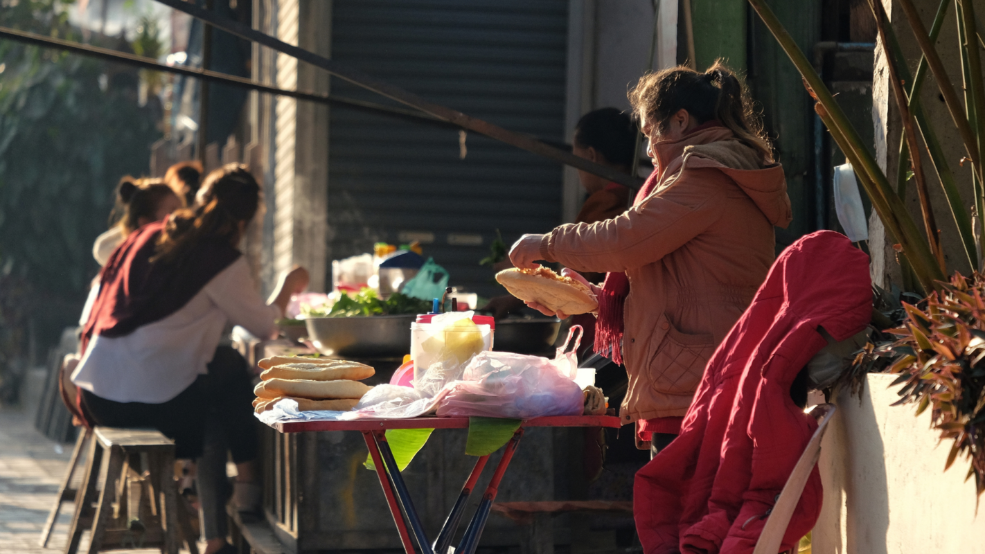 Phsar-Thmey-Street-Food-Market-Experience
