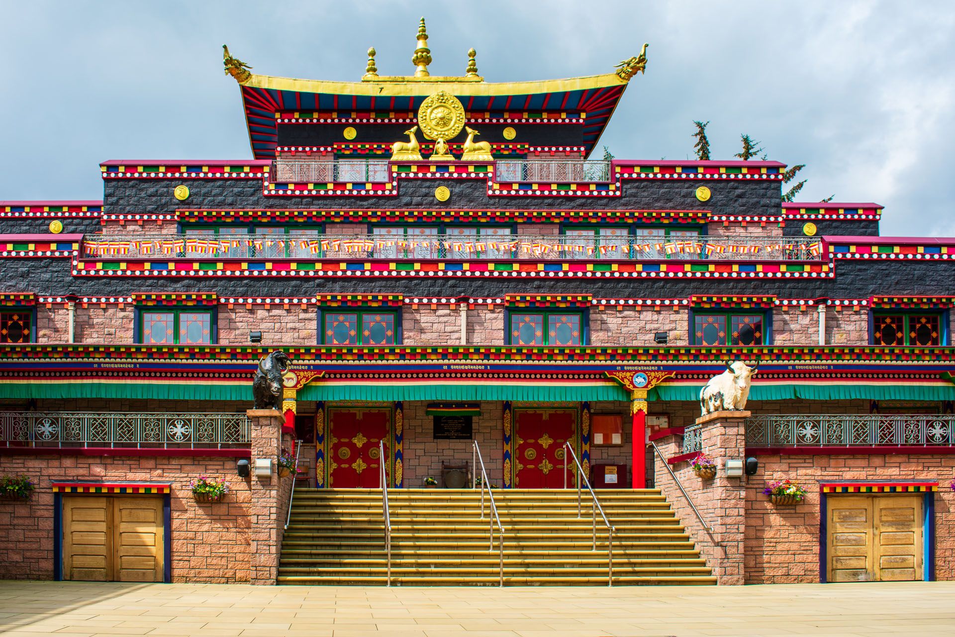 Kagyu_Samye_Ling_Monastery