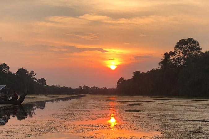 Sunset-Angkor-675