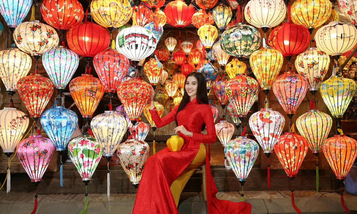 When Is the Hoi An Lantern Festival in Hoi An?