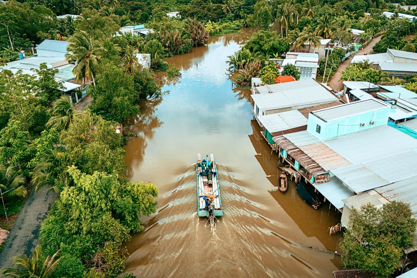 cruises to vietnam and cambodia
