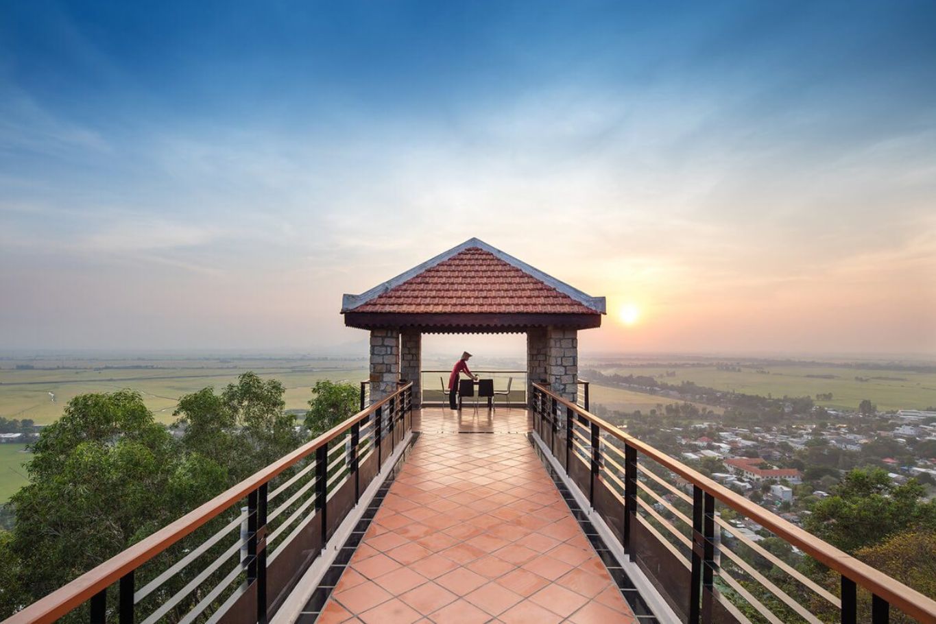 nui sam mekong