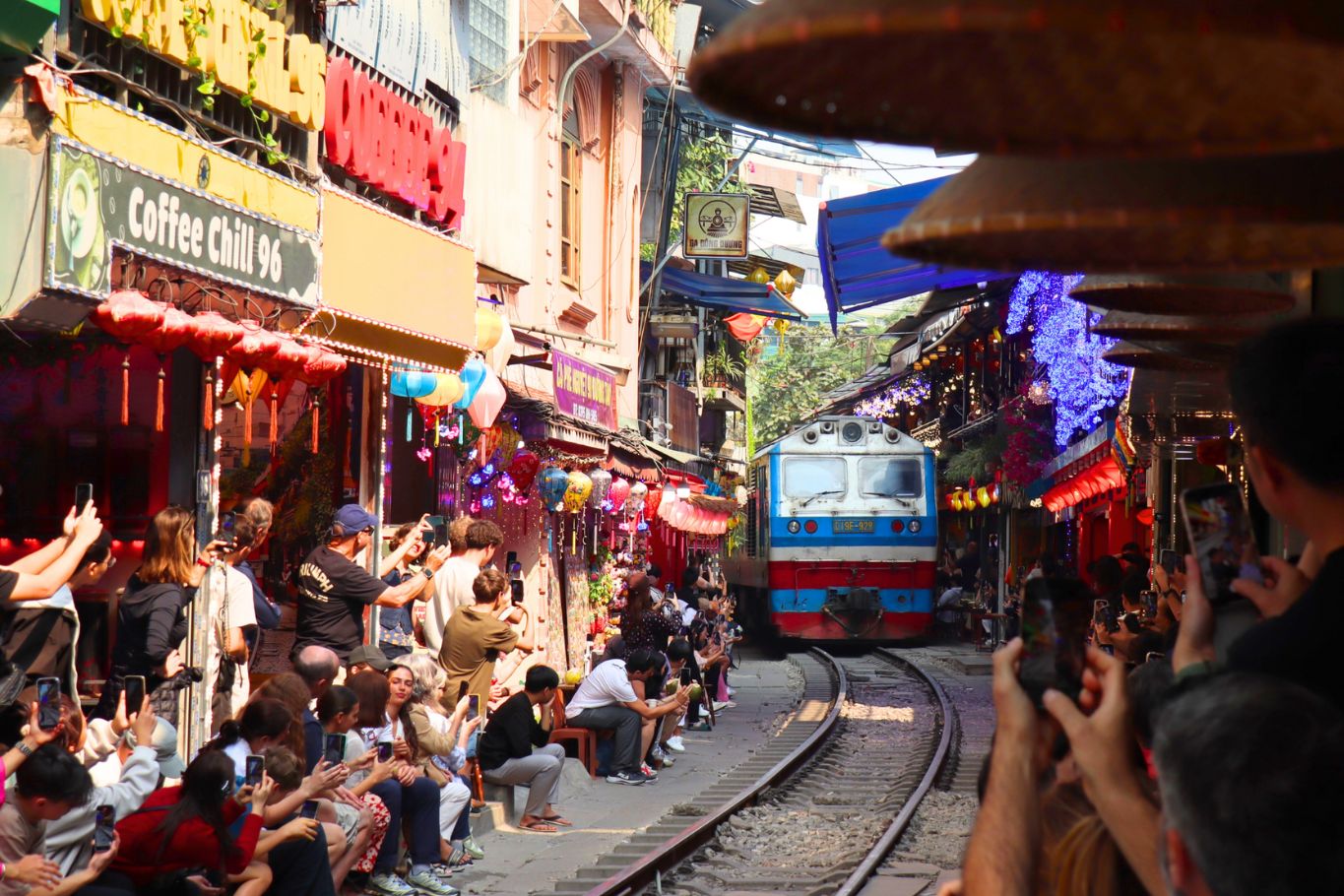 things to do in hanoi