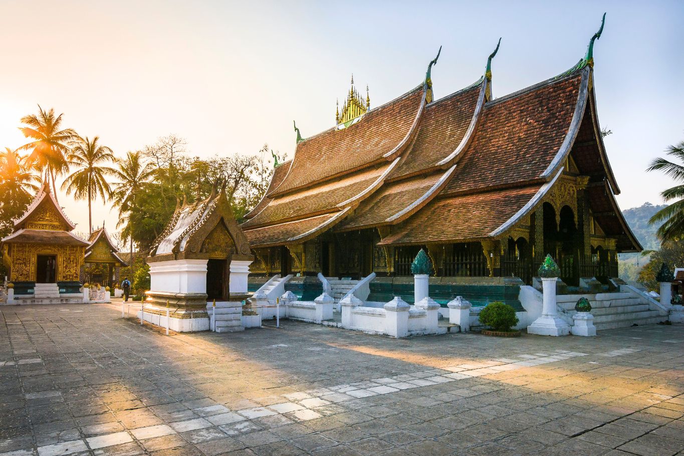 Wat Xieng Thong in daylight