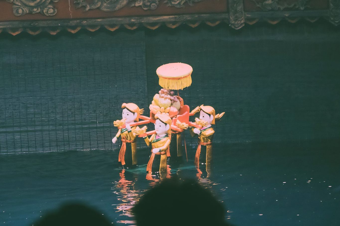 Water puppet show
