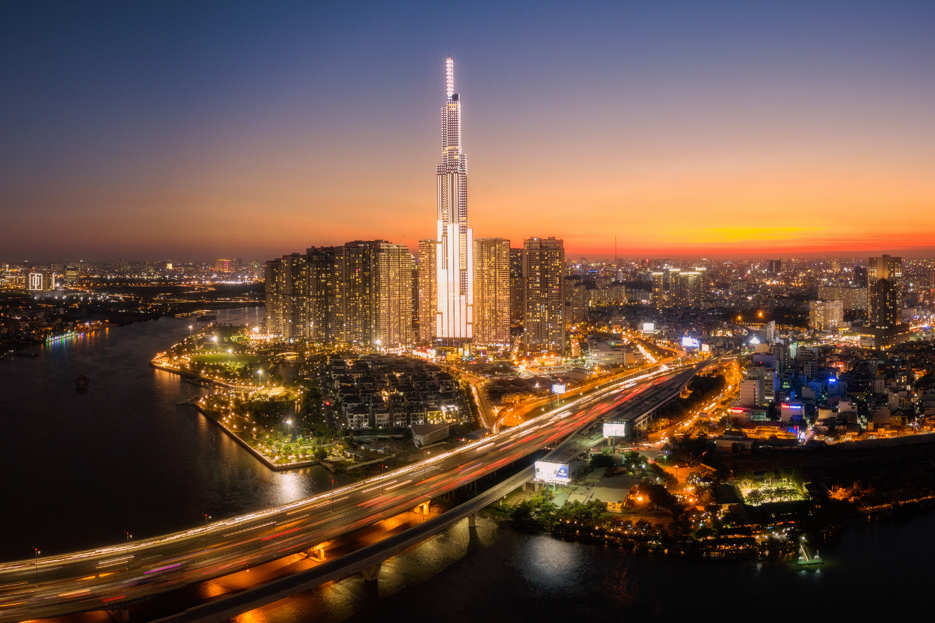 Best views of Ho Chi Minh City from Landmark 81 for families with teenagers.