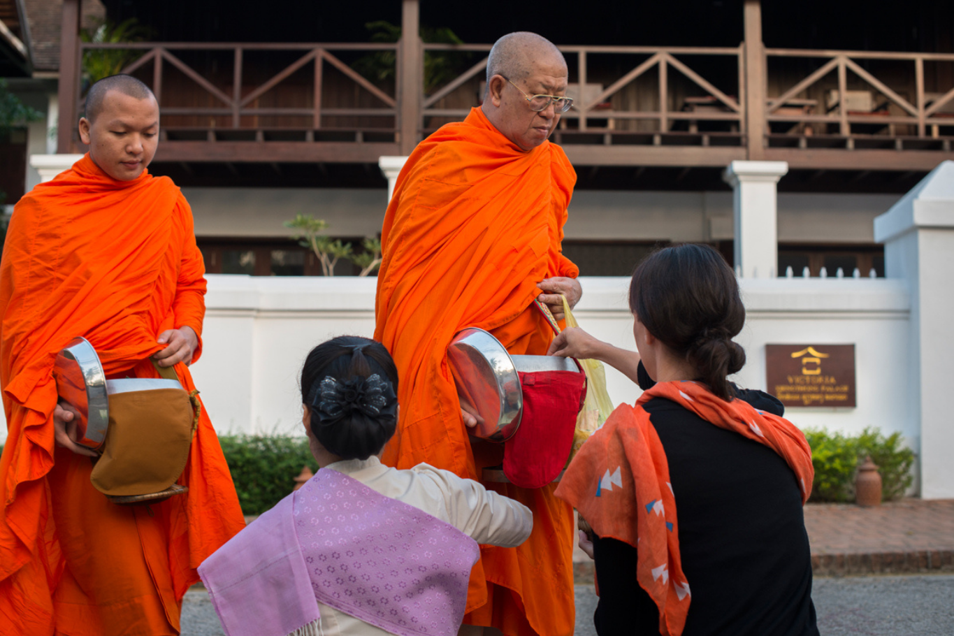 Vietnam Cultural Experiences: Traditional Almsgiving