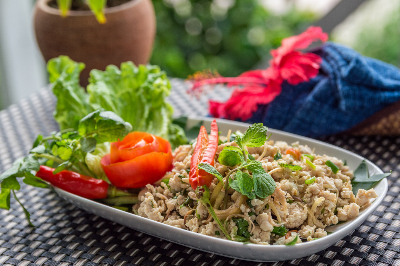 Traditional Lao minced meat salad (Laap)