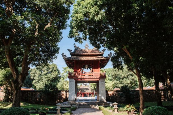 14-Day Discovery Tour Through Vietnam and Cambodia