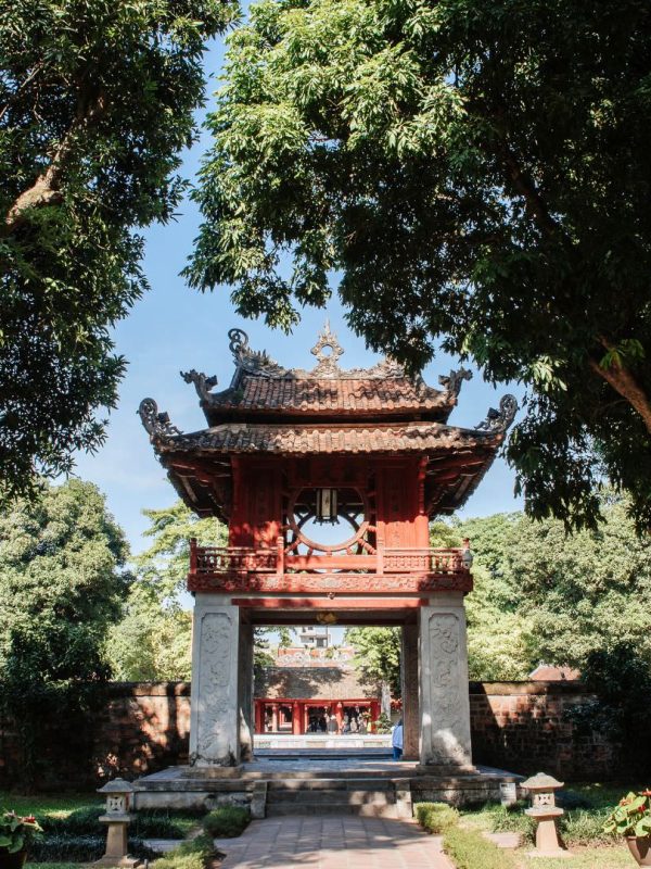 14-Day Discovery Tour Through Vietnam and Cambodia 14-Day Discovery Tour Through Vietnam and Cambodia
