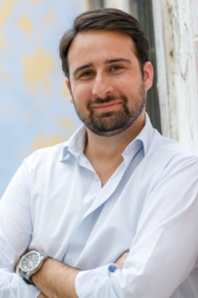 40F1A606-8AAE-4C56-BC56-BE92912A6C09