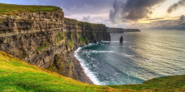 Cliffs-of-Moher-and-Aran-Islands-Seafari-Voyage