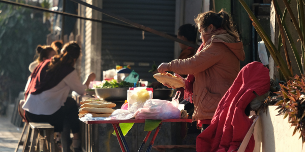 Phsar-Thmey-Street-Food-Market-Experience