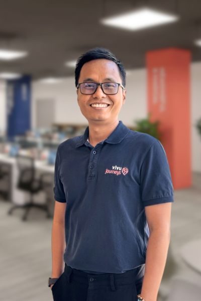 Uthai Ausaha - Office Manager