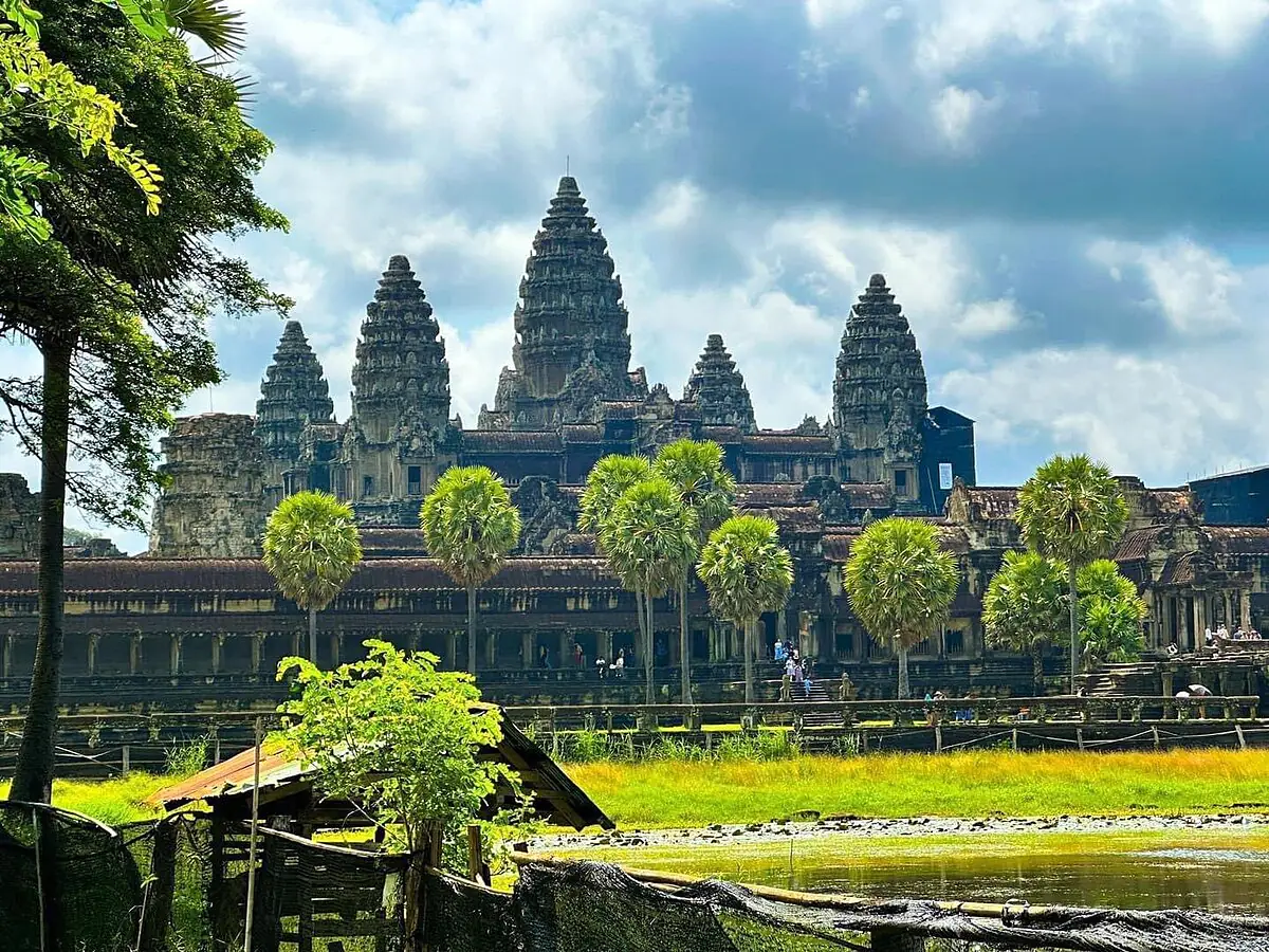 Angkor_Wat_Temple